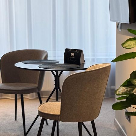 Hide Park Hotel 文尼察 外观 照片
