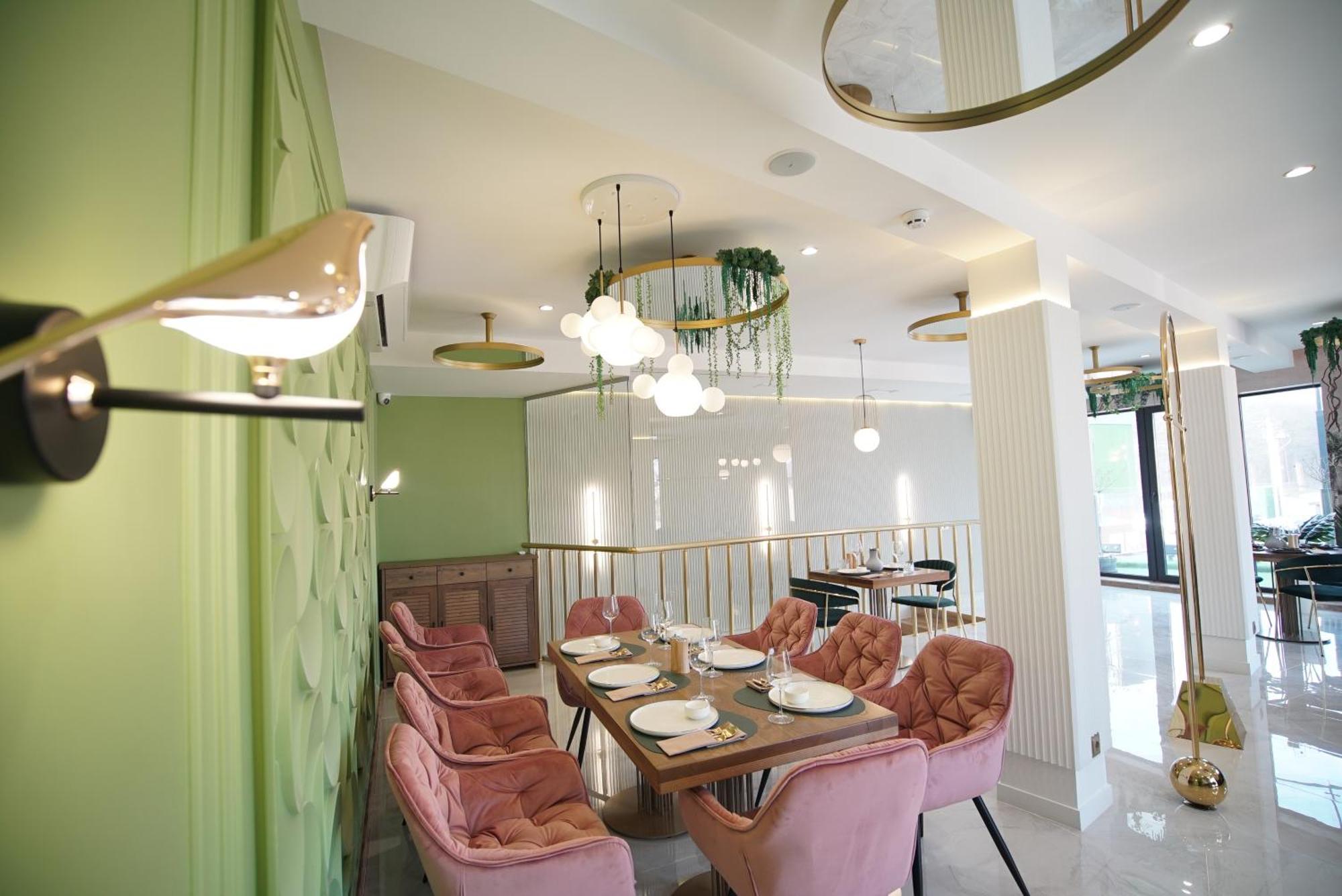 Hide Park Hotel 文尼察 外观 照片