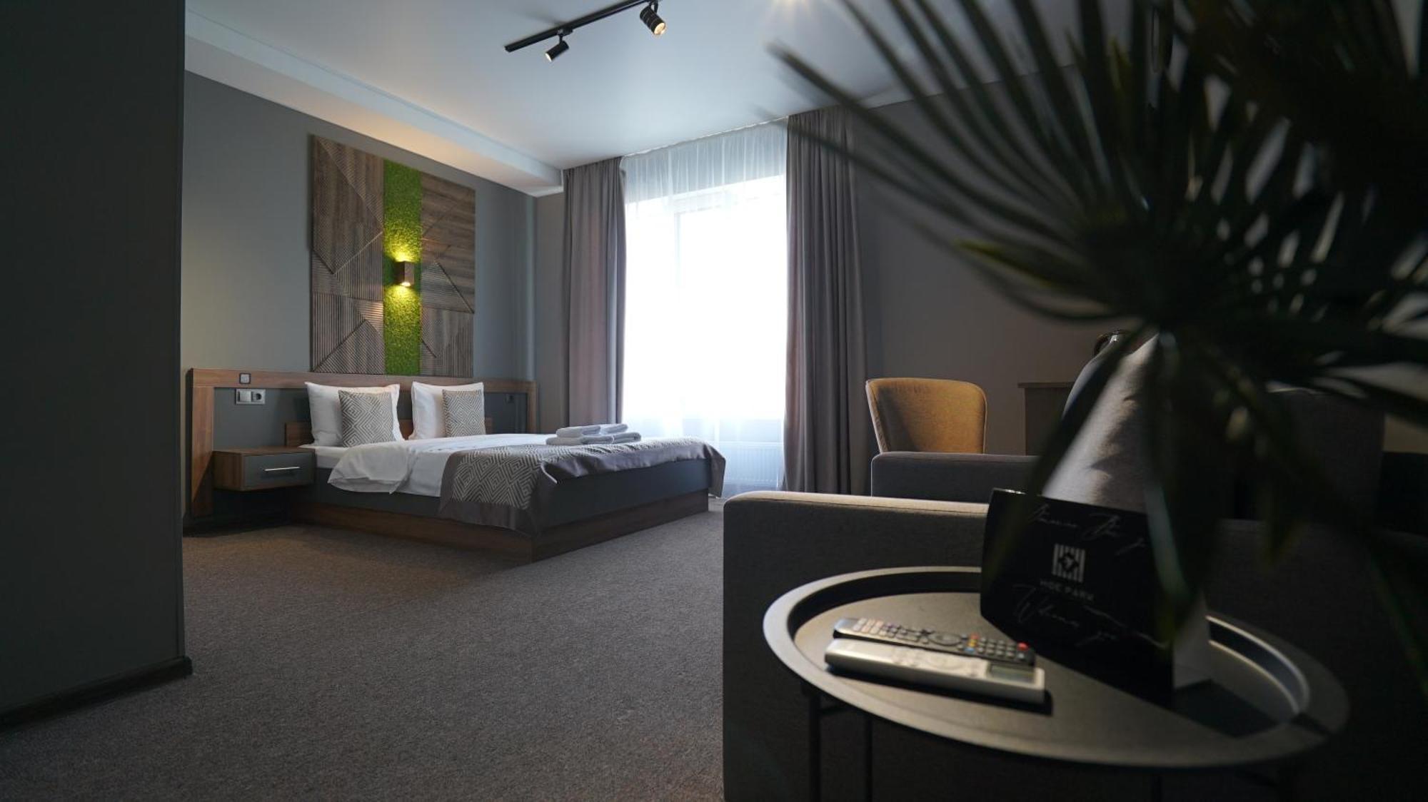 Hide Park Hotel 文尼察 外观 照片