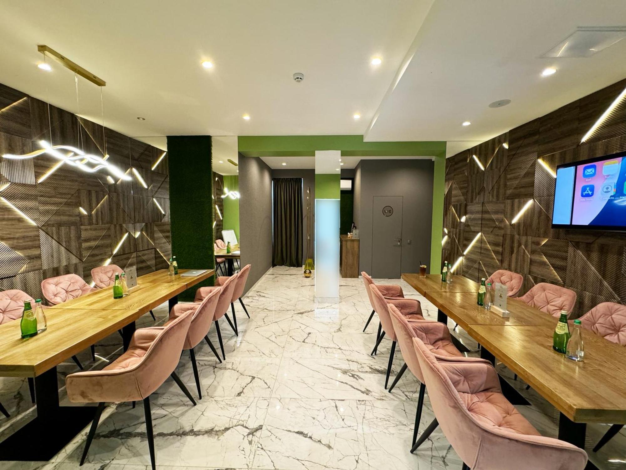 Hide Park Hotel 文尼察 外观 照片