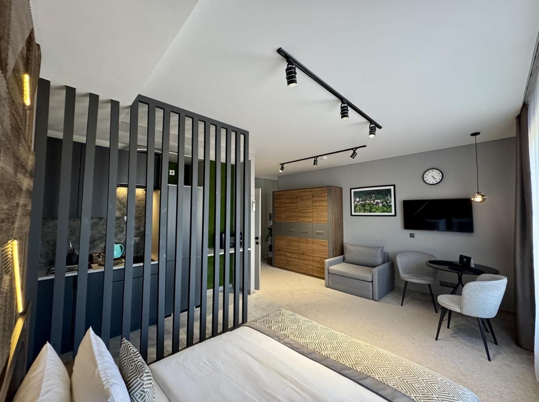 Hide Park Hotel 文尼察 外观 照片